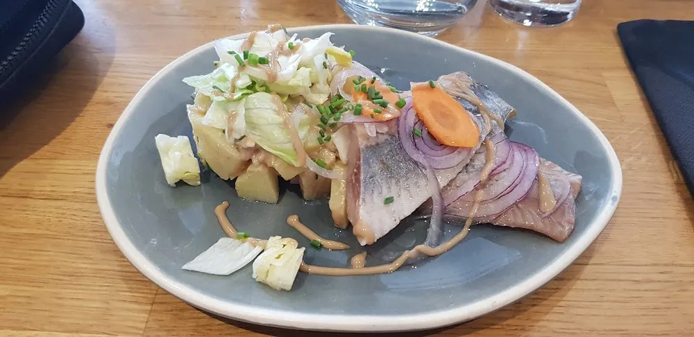 Hareng Pomme de Terre Salade